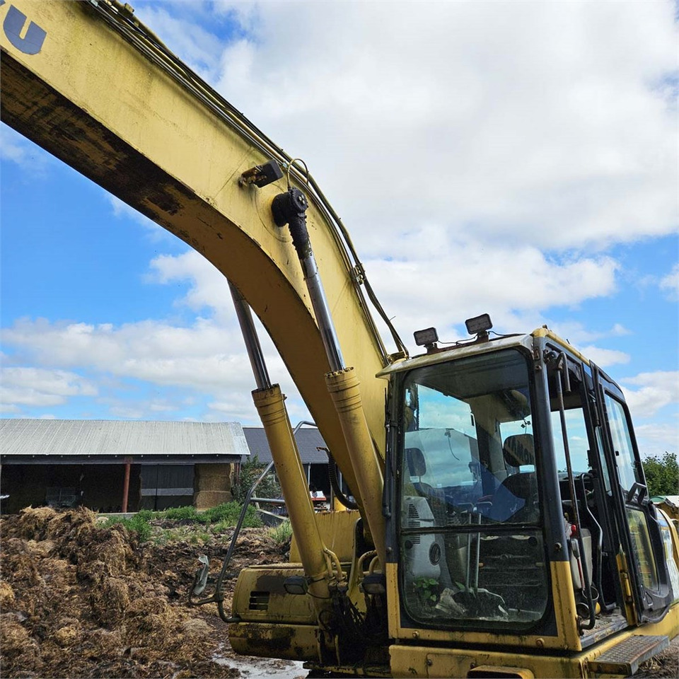 Bager gusjeničar Komatsu PC240LC-8: slika Bager gusjeničar Komatsu PC240LC-8