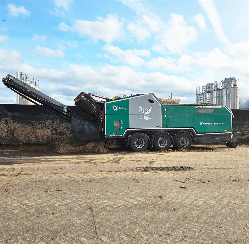 Komptech Axtor - Industrijski šreder: slika Komptech Axtor - Industrijski šreder Komptech Axtor - Industrijski šreder: slika Komptech Axtor - Industrijski šreder