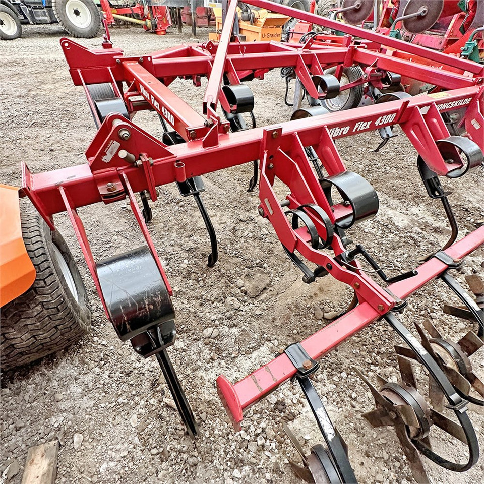 Kongskilde Vibroflex 4300 - Kultivator: slika Kongskilde Vibroflex 4300 - Kultivator Kongskilde Vibroflex 4300 - Kultivator: slika Kongskilde Vibroflex 4300 - Kultivator