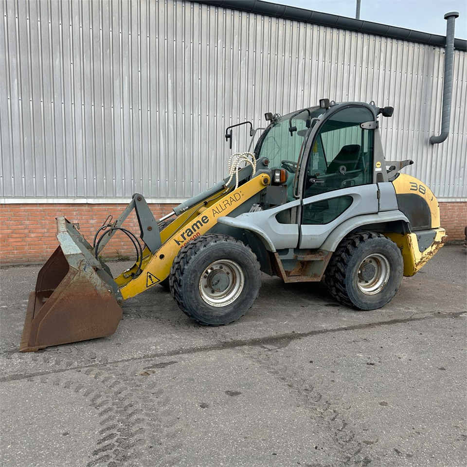 Kramer 380 - Utovarivač na kotačima: slika Kramer 380 - Utovarivač na kotačima Kramer 380 - Utovarivač na kotačima: slika Kramer 380 - Utovarivač na kotačima