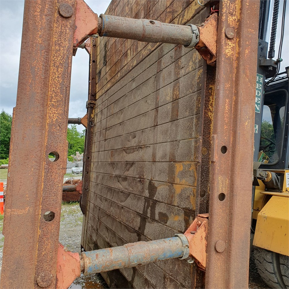 Krings 3,9 m x 4 m - Građevinska oprema: slika Krings 3,9 m x 4 m - Građevinska oprema Krings 3,9 m x 4 m - Građevinska oprema: slika Krings 3,9 m x 4 m - Građevinska oprema