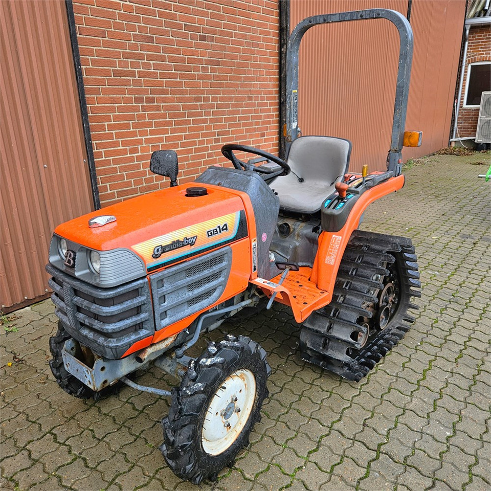 Kubota GB14D - Traktor: slika Kubota GB14D - Traktor Kubota GB14D - Traktor: slika Kubota GB14D - Traktor