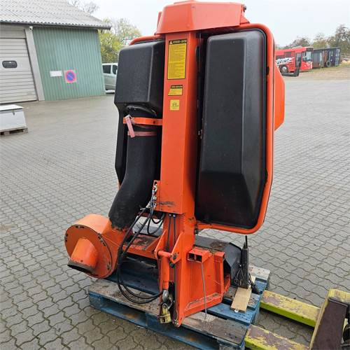 Kubota Græsopsamler - Oprema za vrt: slika Kubota Græsopsamler - Oprema za vrt Kubota Græsopsamler - Oprema za vrt: slika Kubota Græsopsamler - Oprema za vrt