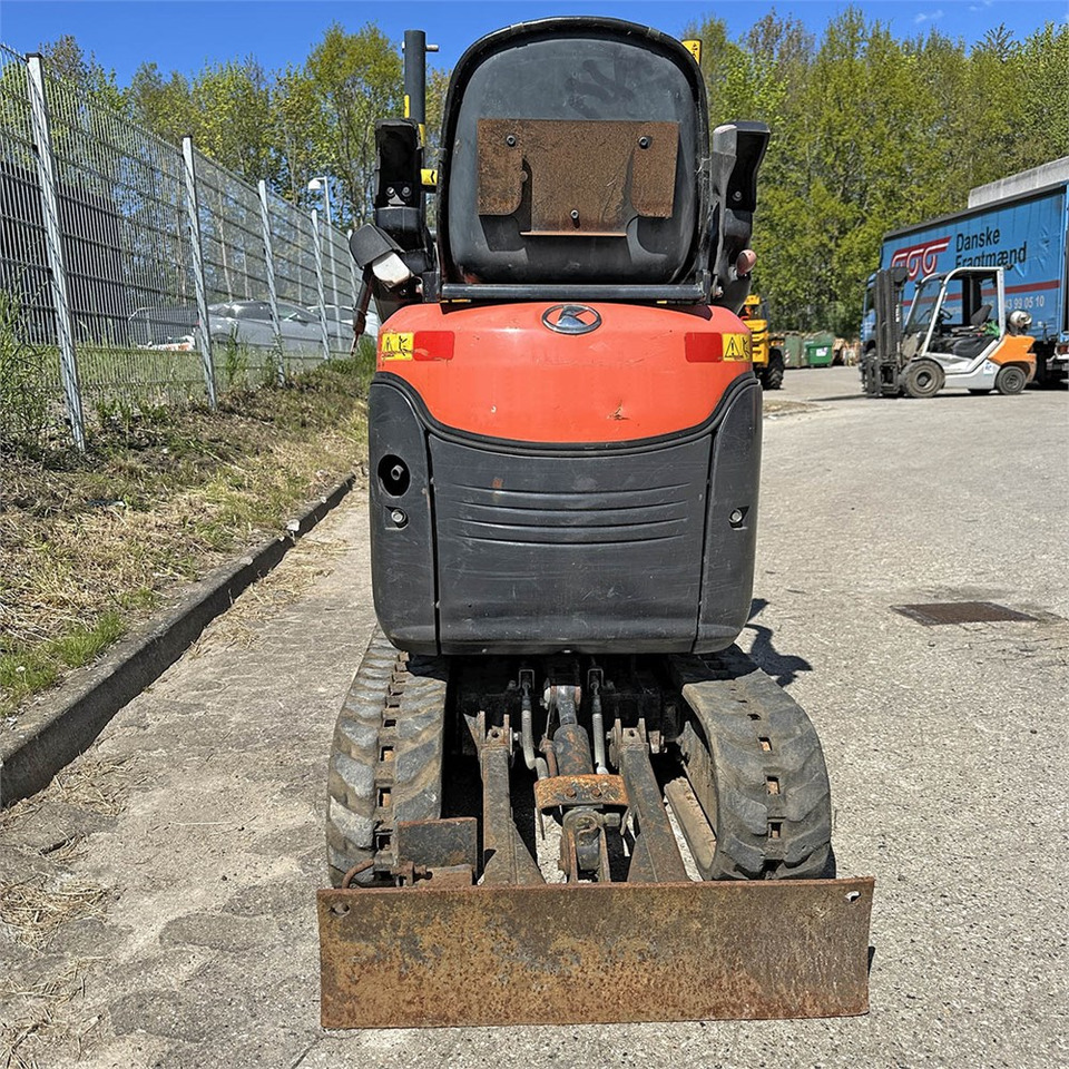 Kubota U10-3 - Mini bager: slika Kubota U10-3 - Mini bager Kubota U10-3 - Mini bager: slika Kubota U10-3 - Mini bager