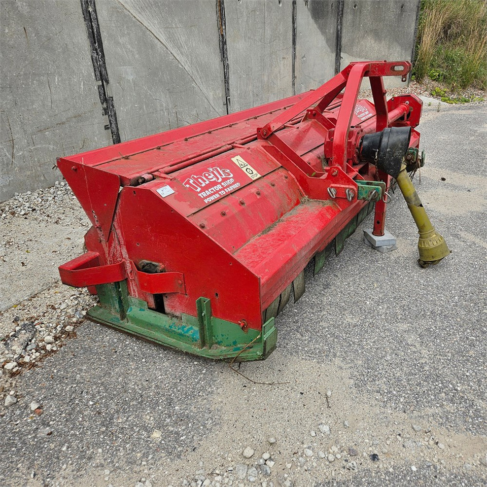 Kverneland FXJ/300 - Vrtna kosilica: slika Kverneland FXJ/300 - Vrtna kosilica Kverneland FXJ/300 - Vrtna kosilica: slika Kverneland FXJ/300 - Vrtna kosilica