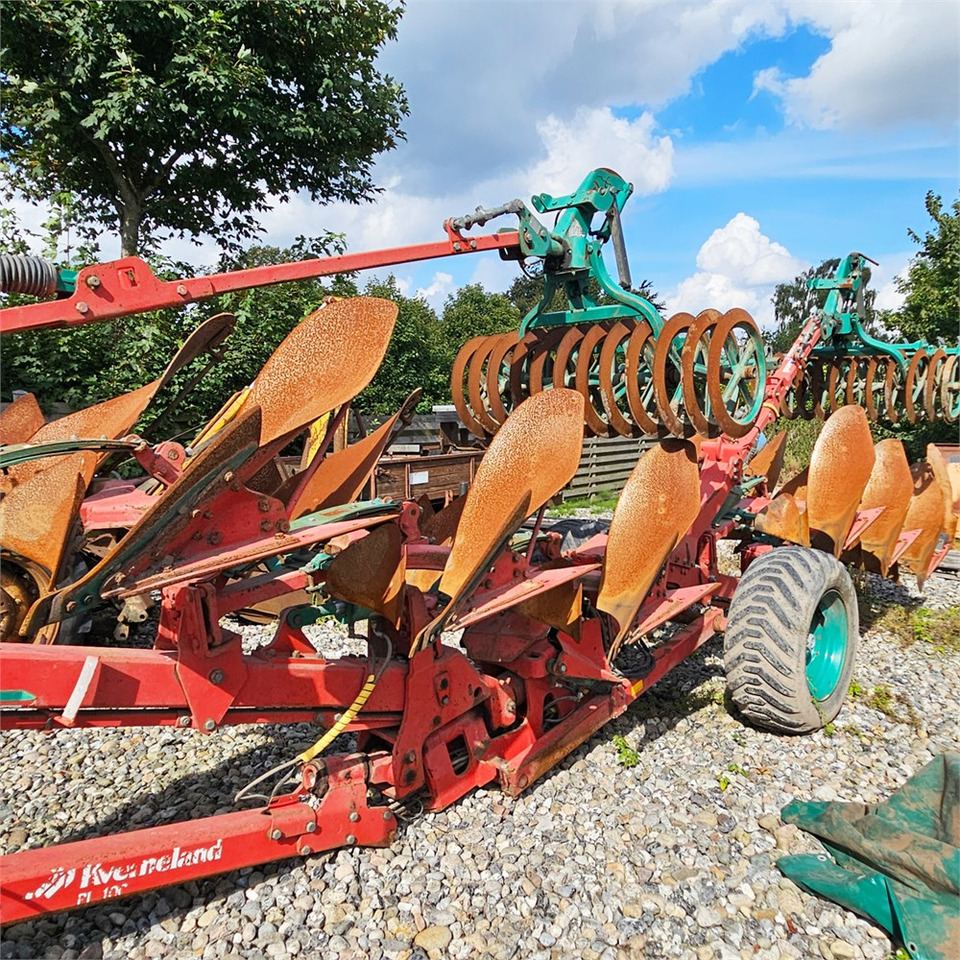 Kverneland PL 100 - Plug: slika Kverneland PL 100 - Plug Kverneland PL 100 - Plug: slika Kverneland PL 100 - Plug