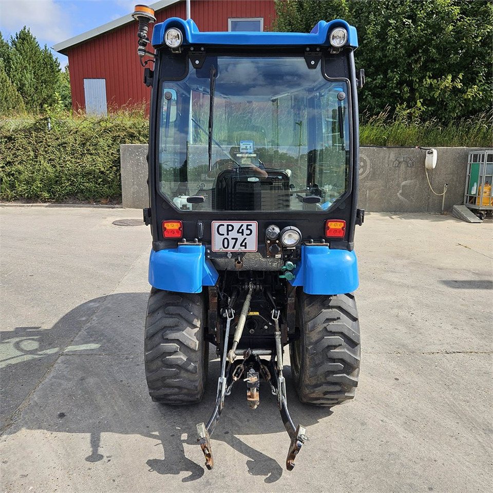 LS Mtron Ls J27HST - Općinski traktor: slika LS Mtron Ls J27HST - Općinski traktor LS Mtron Ls J27HST - Općinski traktor: slika LS Mtron Ls J27HST - Općinski traktor
