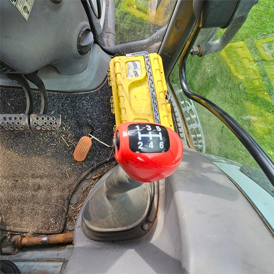 Traktor Lamborghini R&.165.7: slika Traktor Lamborghini R&.165.7 Traktor Lamborghini R&.165.7: slika Traktor Lamborghini R&.165.7