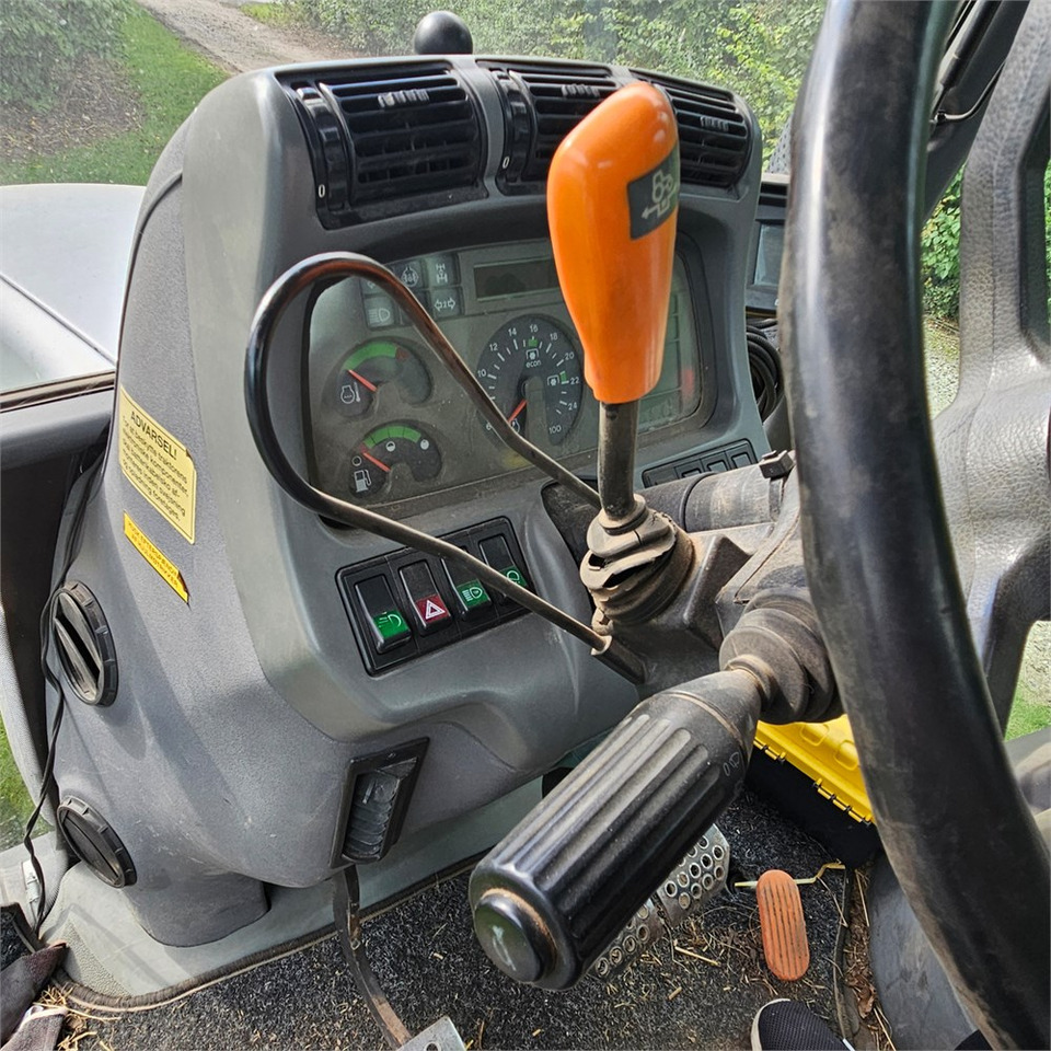 Traktor Lamborghini R&.165.7: slika Traktor Lamborghini R&.165.7 Traktor Lamborghini R&.165.7: slika Traktor Lamborghini R&.165.7