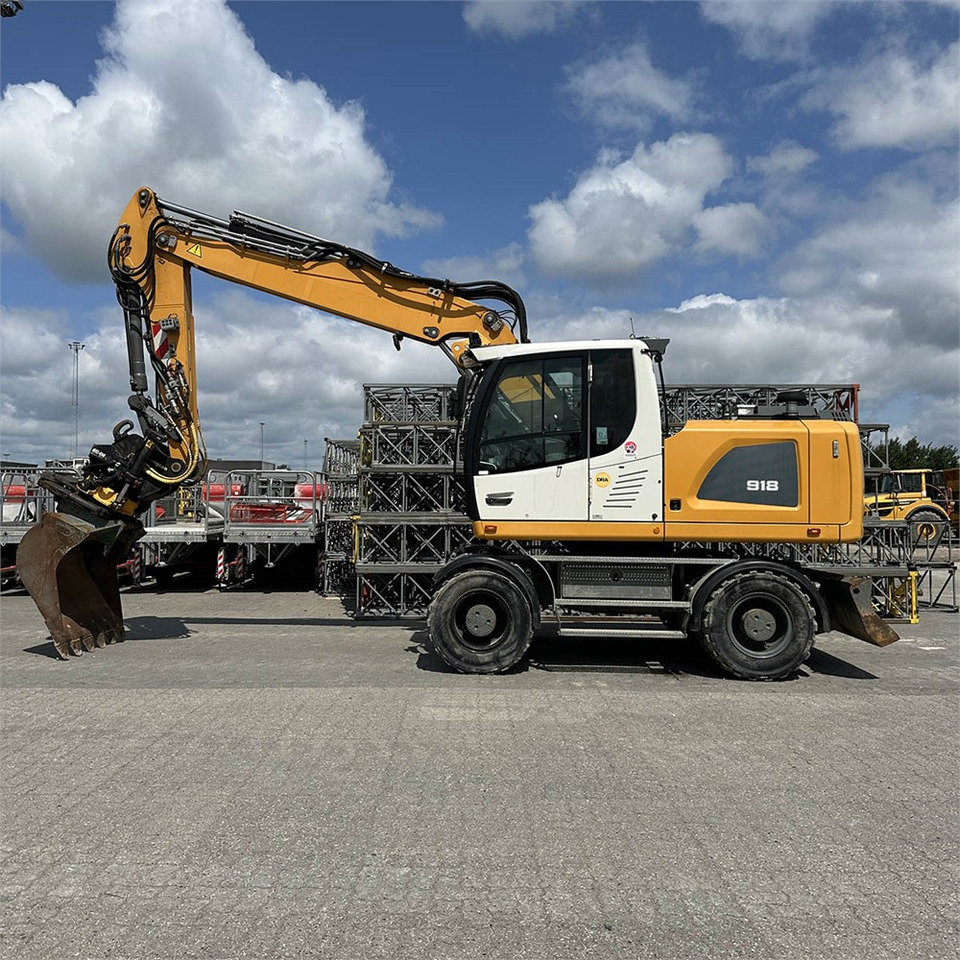 Liebherr A 918 Litronic - Bager na kotačima: slika Liebherr A 918 Litronic - Bager na kotačima Liebherr A 918 Litronic - Bager na kotačima: slika Liebherr A 918 Litronic - Bager na kotačima