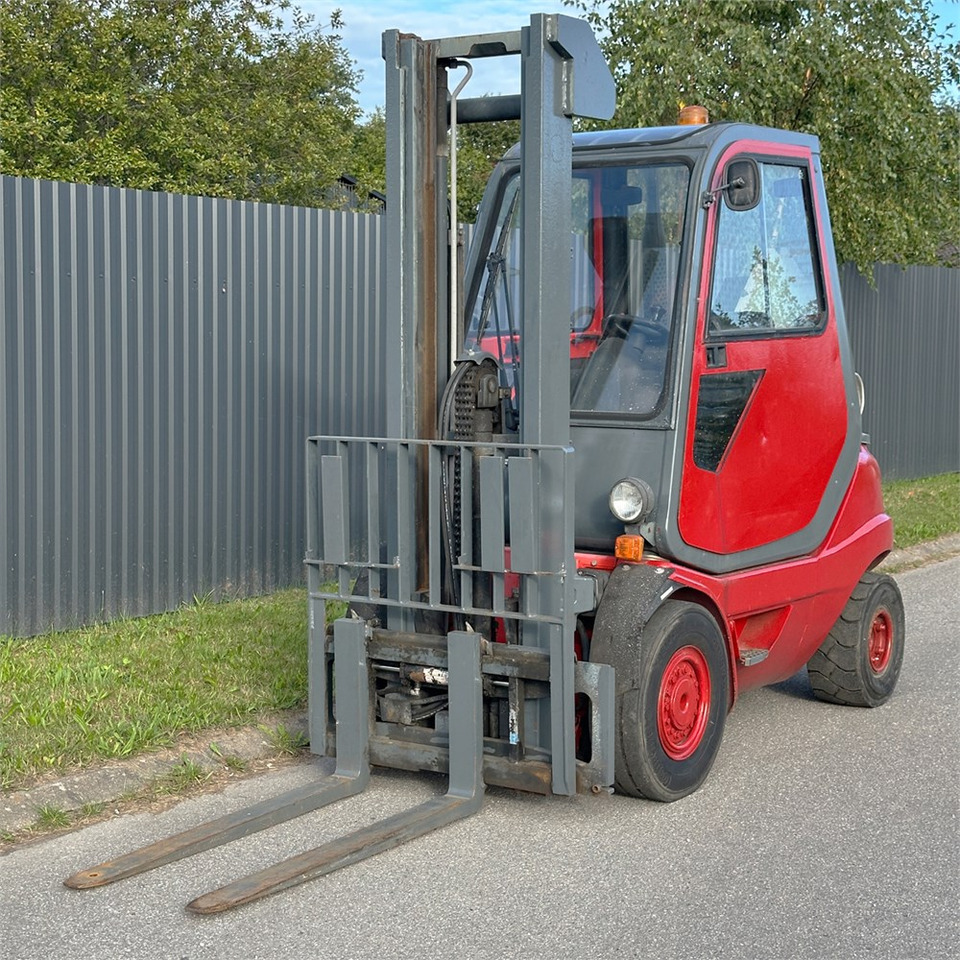 Linde H25T-03 - Viličar: slika Linde H25T-03 - Viličar Linde H25T-03 - Viličar: slika Linde H25T-03 - Viličar