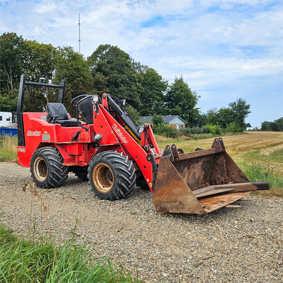 Macks 333 - Mini utovarivač: slika Macks 333 - Mini utovarivač Macks 333 - Mini utovarivač: slika Macks 333 - Mini utovarivač