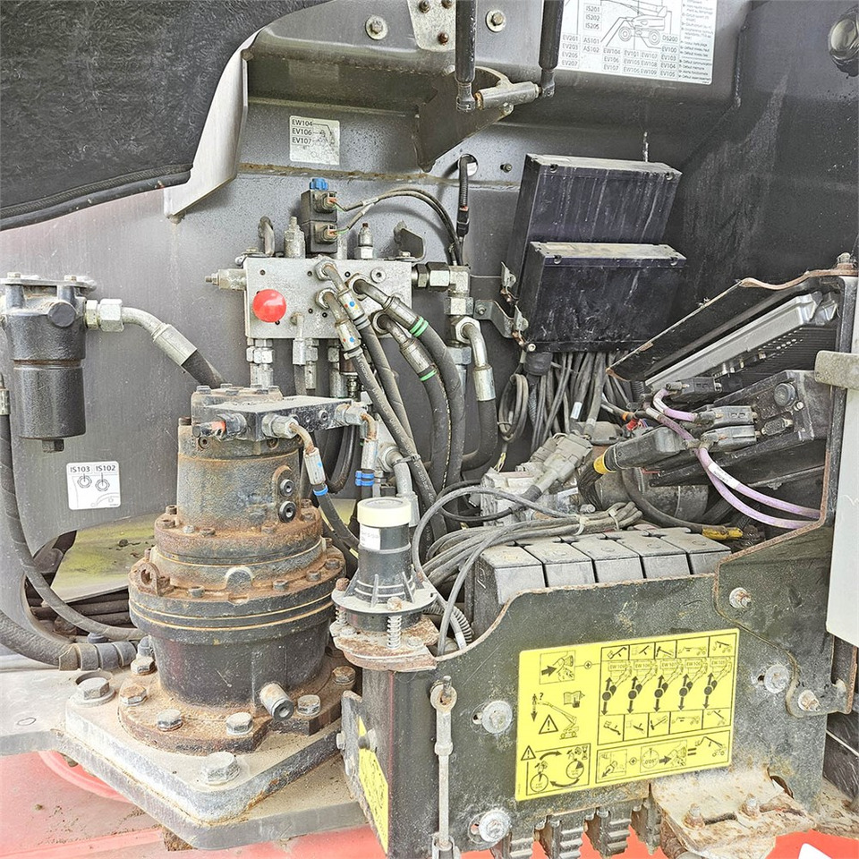Teleskopski krak Manitou 280 TJ: slika Teleskopski krak Manitou 280 TJ