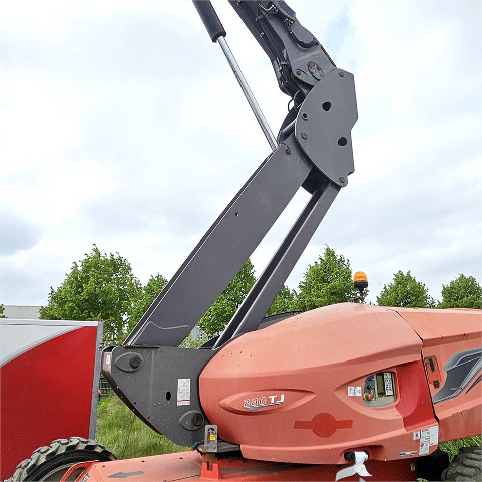 Teleskopski krak Manitou 280 TJ: slika Teleskopski krak Manitou 280 TJ