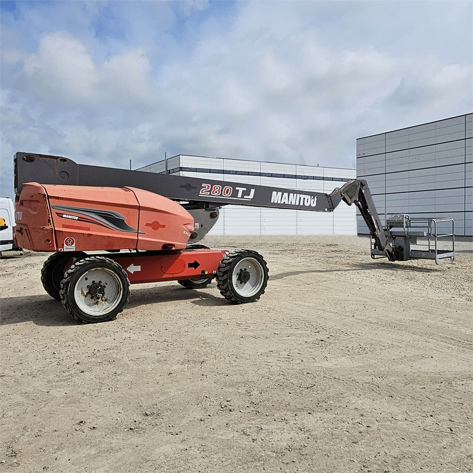 Manitou 280 TJ - Teleskopski krak: slika Manitou 280 TJ - Teleskopski krak Manitou 280 TJ - Teleskopski krak: slika Manitou 280 TJ - Teleskopski krak