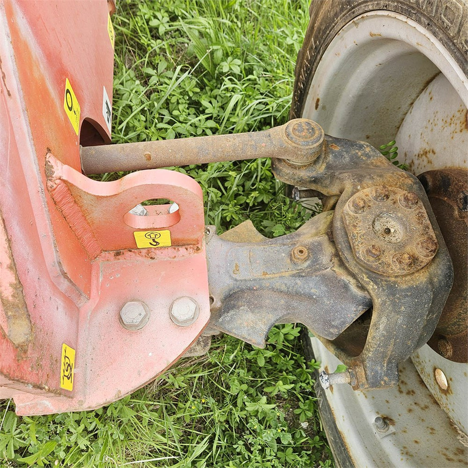 Teleskopski krak Manitou 280 TJ: slika Teleskopski krak Manitou 280 TJ