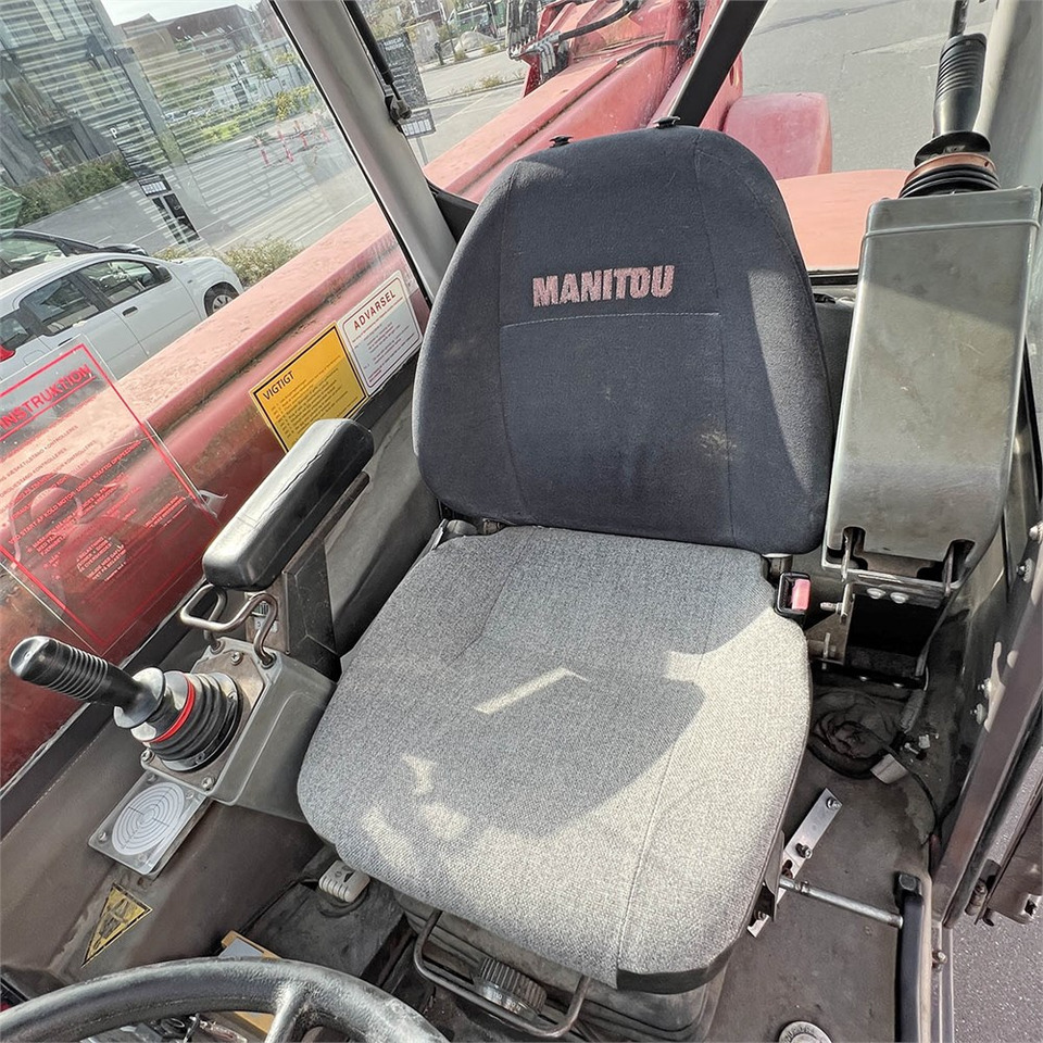 Teleskopski rukovatelj Manitou MRT 2540 M Serie: slika Teleskopski rukovatelj Manitou MRT 2540 M Serie Teleskopski rukovatelj Manitou MRT 2540 M Serie: slika Teleskopski rukovatelj Manitou MRT 2540 M Serie