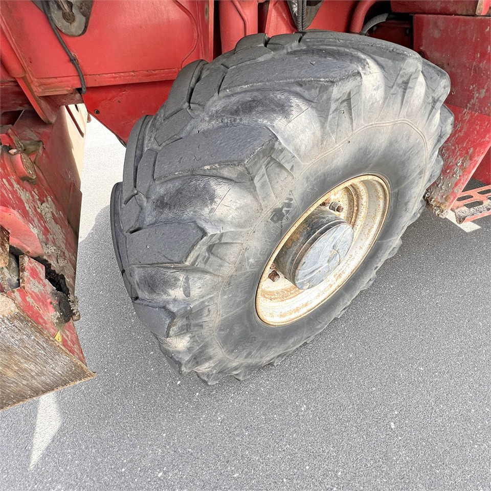 Teleskopski rukovatelj Manitou MRT 2540 M Serie: slika Teleskopski rukovatelj Manitou MRT 2540 M Serie Teleskopski rukovatelj Manitou MRT 2540 M Serie: slika Teleskopski rukovatelj Manitou MRT 2540 M Serie
