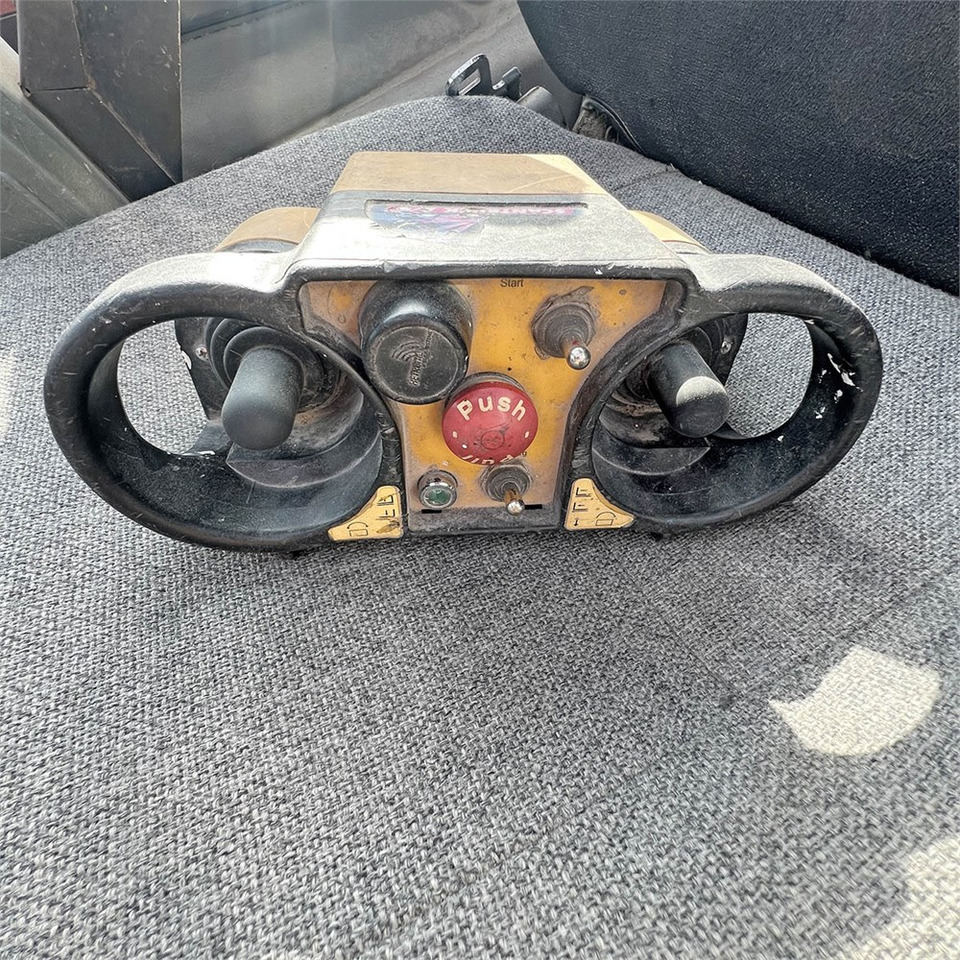 Teleskopski rukovatelj Manitou MRT 2540 M Serie: slika Teleskopski rukovatelj Manitou MRT 2540 M Serie Teleskopski rukovatelj Manitou MRT 2540 M Serie: slika Teleskopski rukovatelj Manitou MRT 2540 M Serie