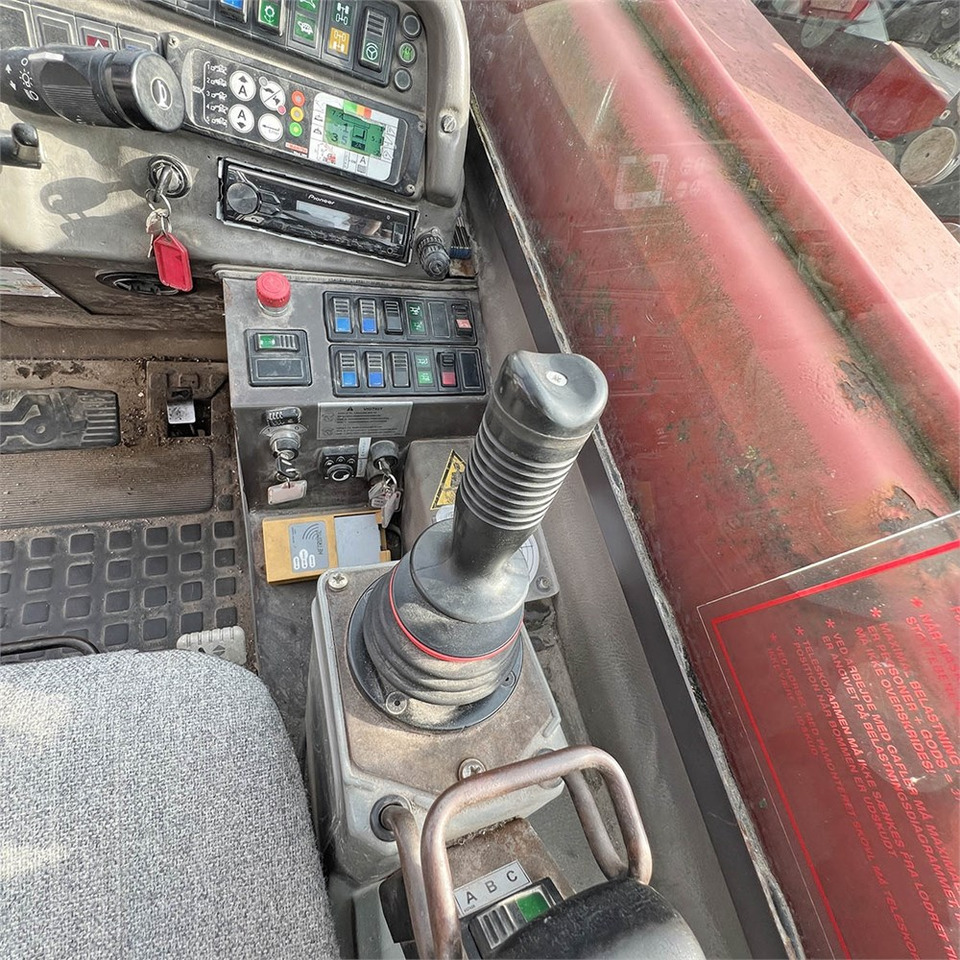 Teleskopski rukovatelj Manitou MRT 2540 M Serie: slika Teleskopski rukovatelj Manitou MRT 2540 M Serie Teleskopski rukovatelj Manitou MRT 2540 M Serie: slika Teleskopski rukovatelj Manitou MRT 2540 M Serie