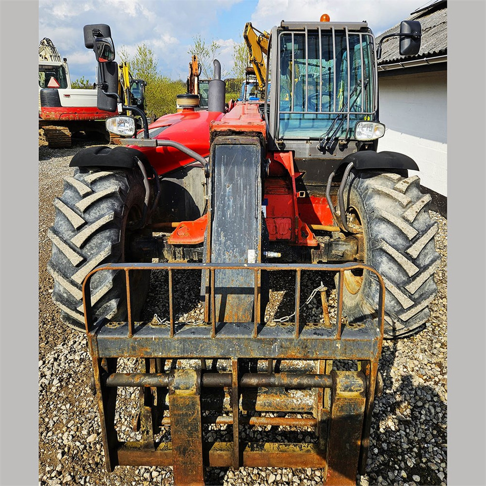 Manitou MT 732 - Teleskopski rukovatelj: slika Manitou MT 732 - Teleskopski rukovatelj Manitou MT 732 - Teleskopski rukovatelj: slika Manitou MT 732 - Teleskopski rukovatelj