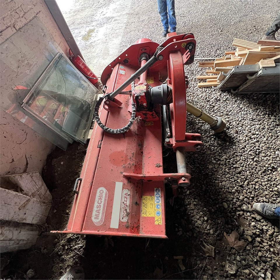 Maschio CR 190 - Oprema za prevrtanje sijena: slika Maschio CR 190 - Oprema za prevrtanje sijena Maschio CR 190 - Oprema za prevrtanje sijena: slika Maschio CR 190 - Oprema za prevrtanje sijena