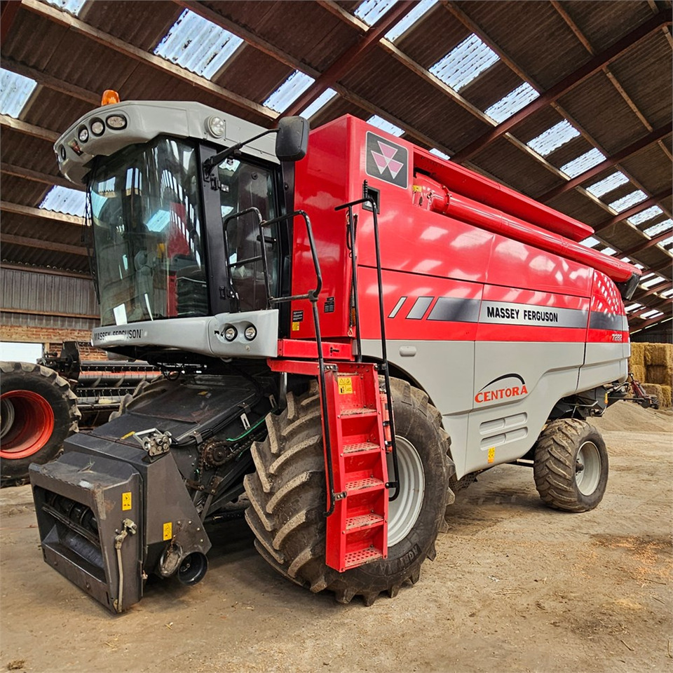 Massey Ferguson Centora 7282 - Kombajn: slika Massey Ferguson Centora 7282 - Kombajn Massey Ferguson Centora 7282 - Kombajn: slika Massey Ferguson Centora 7282 - Kombajn