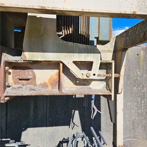 Konusna drobilica Metso B7100: slika Konusna drobilica Metso B7100