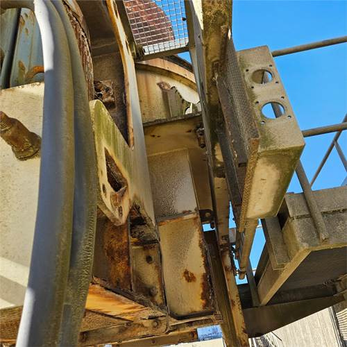 Konusna drobilica Metso B7100: slika Konusna drobilica Metso B7100