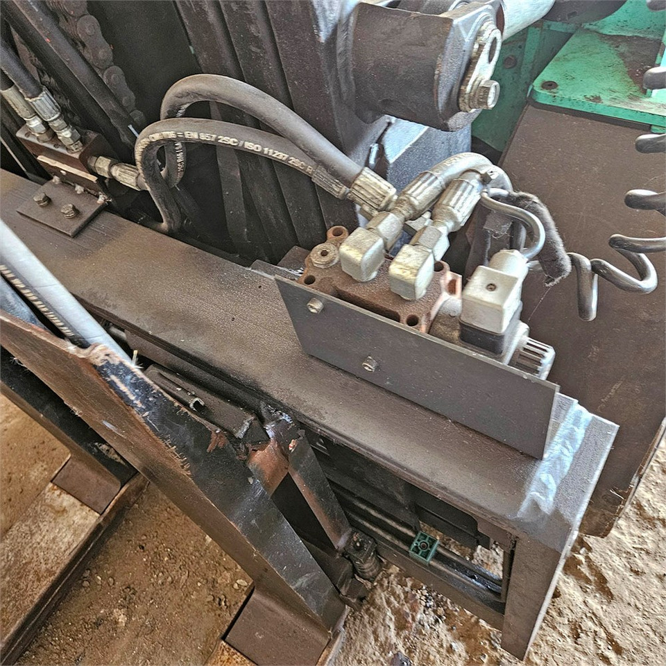 Viličar Mitsubishi FG35N: slika Viličar Mitsubishi FG35N