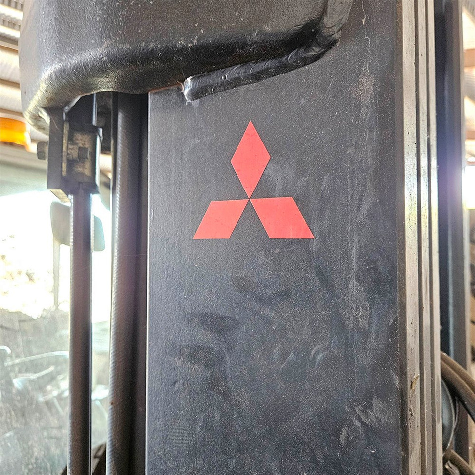 Viličar Mitsubishi FG35N: slika Viličar Mitsubishi FG35N