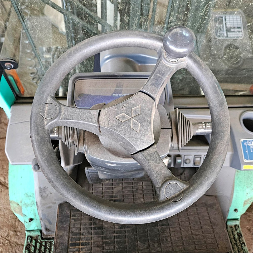 Viličar Mitsubishi FG35N: slika Viličar Mitsubishi FG35N