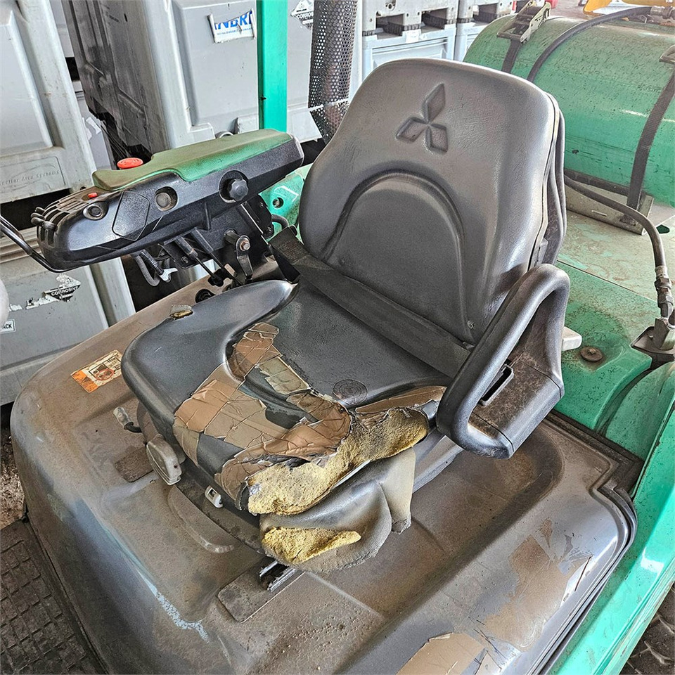 Viličar Mitsubishi FG35N: slika Viličar Mitsubishi FG35N