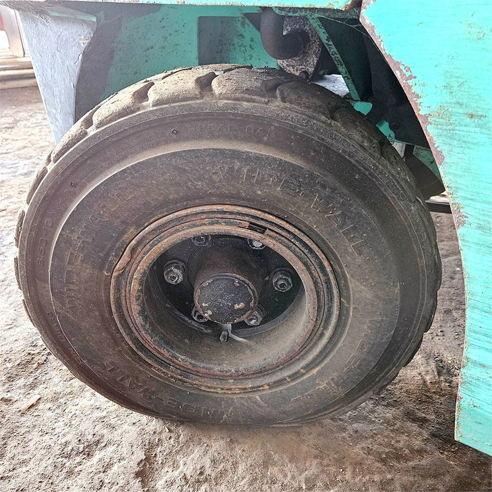 Viličar Mitsubishi FG35N: slika Viličar Mitsubishi FG35N