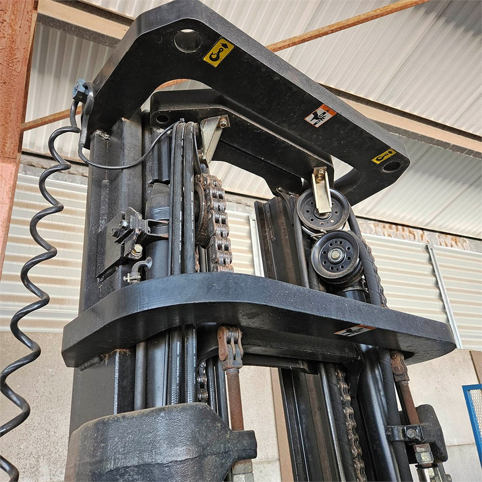 Viličar Mitsubishi FG35N: slika Viličar Mitsubishi FG35N