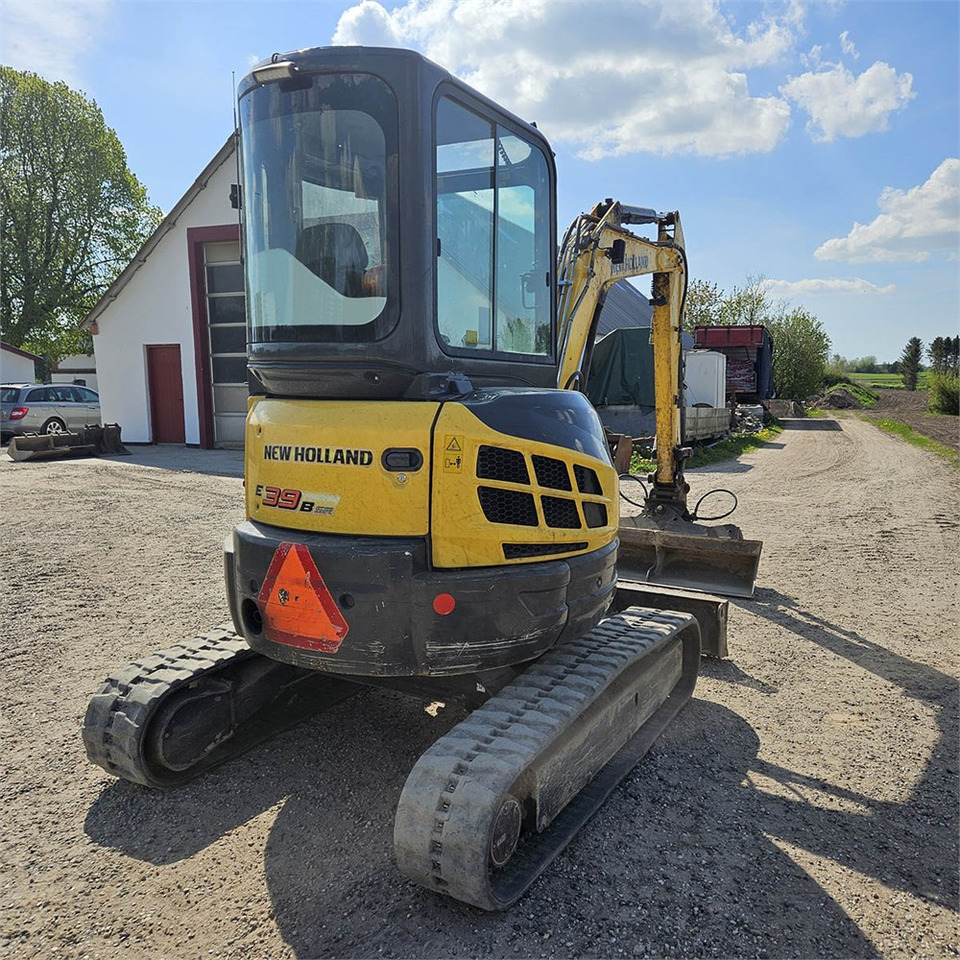 New Holland E39 B - Mini bager: slika New Holland E39 B - Mini bager New Holland E39 B - Mini bager: slika New Holland E39 B - Mini bager
