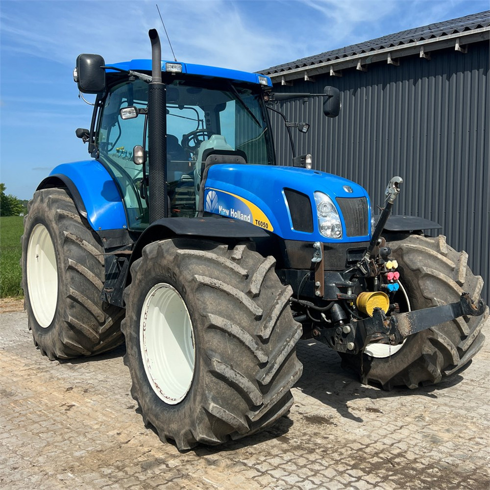New Holland T6050 - Traktor: slika New Holland T6050 - Traktor New Holland T6050 - Traktor: slika New Holland T6050 - Traktor