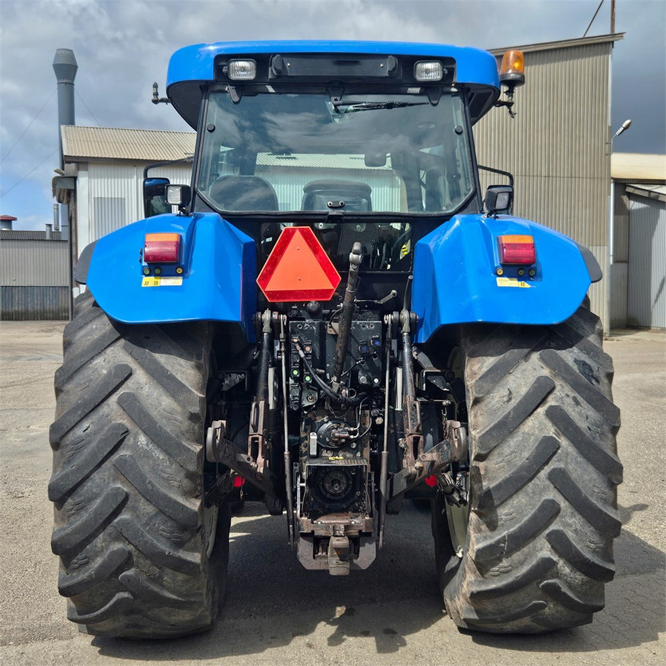 New Holland T7550 - Traktor: slika New Holland T7550 - Traktor New Holland T7550 - Traktor: slika New Holland T7550 - Traktor
