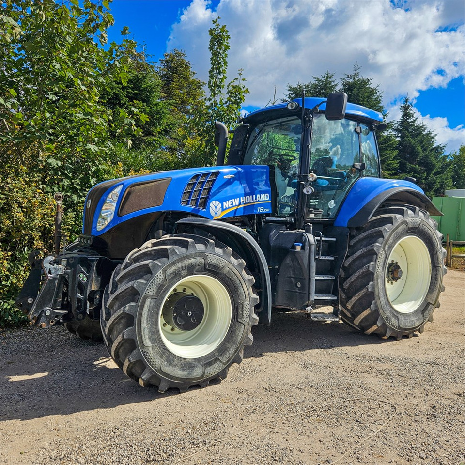 New Holland T8.390 - Traktor: slika New Holland T8.390 - Traktor New Holland T8.390 - Traktor: slika New Holland T8.390 - Traktor