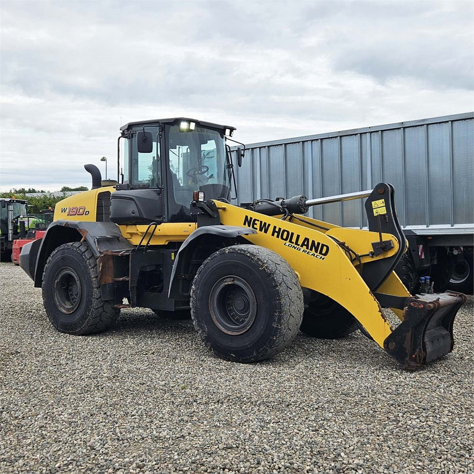 New Holland W190 D - Utovarivač na kotačima: slika New Holland W190 D - Utovarivač na kotačima New Holland W190 D - Utovarivač na kotačima: slika New Holland W190 D - Utovarivač na kotačima