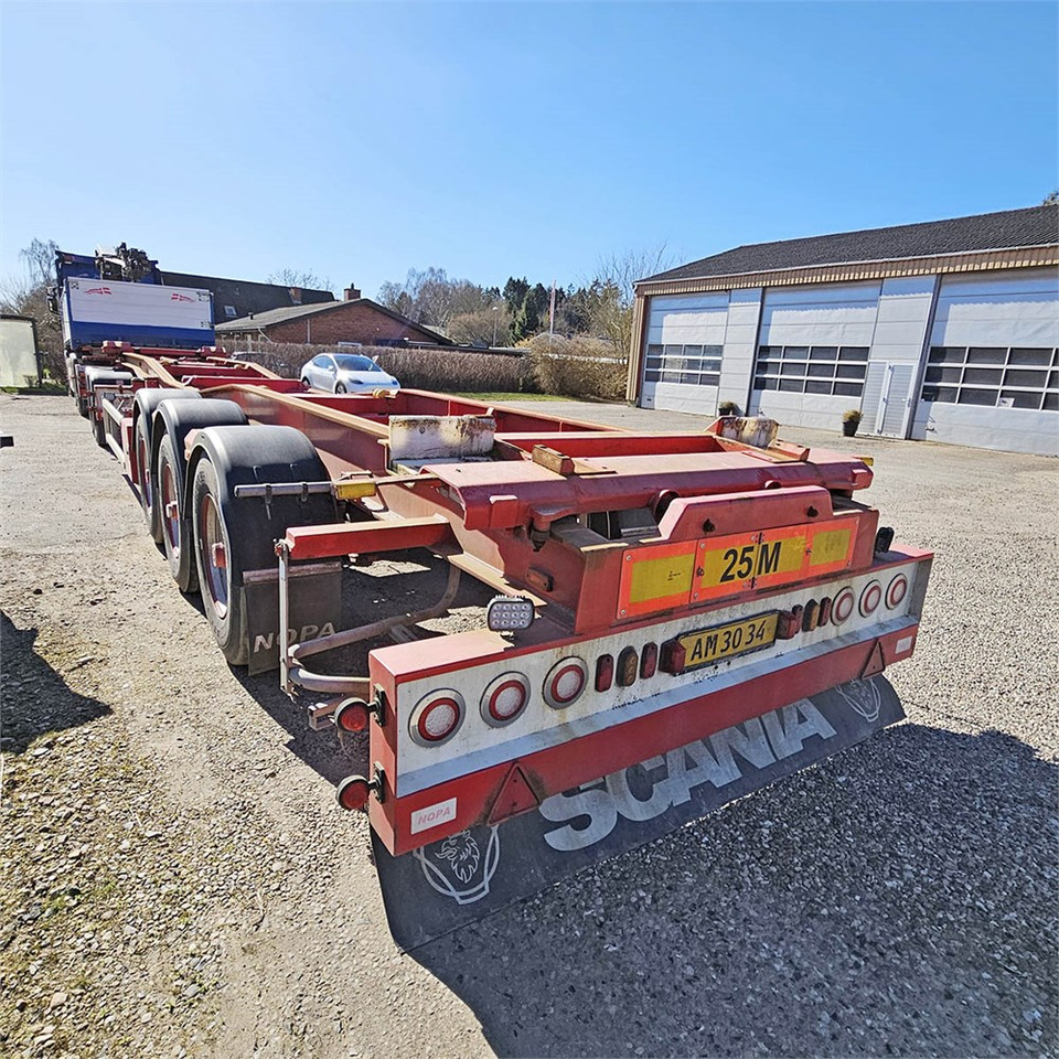 Nopa TSC 400 - Transporter kontejnera/ Poluprikolica s izmjenjivim sanducima: slika Nopa TSC 400 - Transporter kontejnera/ Poluprikolica s izmjenjivim sanducima Nopa TSC 400 - Transporter kontejnera/ Poluprikolica s izmjenjivim sanducima: slika Nopa TSC 400 - Transporter kontejnera/ Poluprikolica s izmjenjivim sanducima