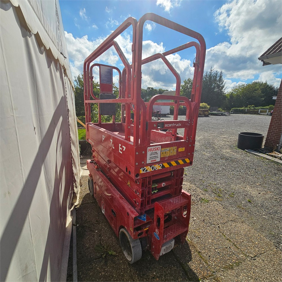 PB Lifttechnik ZS0607AC - Škarasta podizna platforma: slika PB Lifttechnik ZS0607AC - Škarasta podizna platforma PB Lifttechnik ZS0607AC - Škarasta podizna platforma: slika PB Lifttechnik ZS0607AC - Škarasta podizna platforma