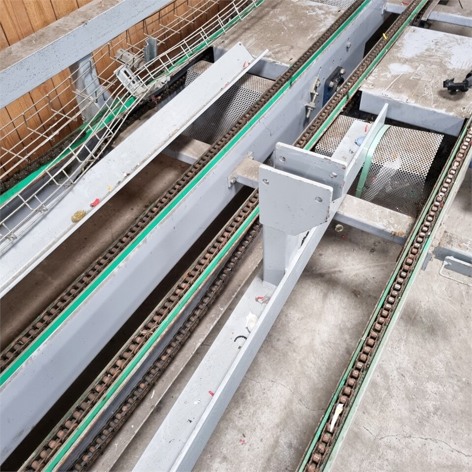 Q-System 6,8m - Transporter: slika Q-System 6,8m - Transporter Q-System 6,8m - Transporter: slika Q-System 6,8m - Transporter