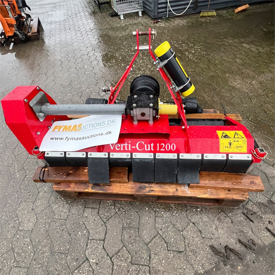 Redexim VC1200 - Vrtna kosilica: slika Redexim VC1200 - Vrtna kosilica Redexim VC1200 - Vrtna kosilica: slika Redexim VC1200 - Vrtna kosilica
