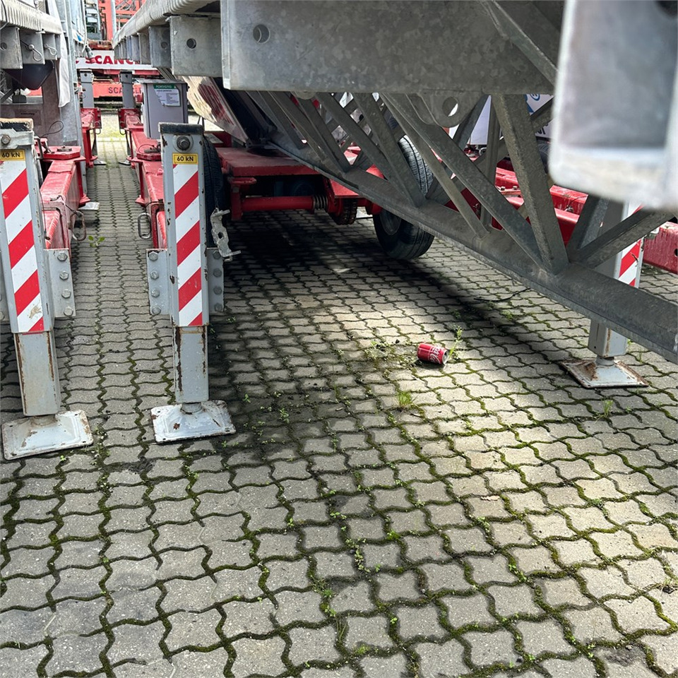 Podizna platforma Scanclimber SC 8000: slika Podizna platforma Scanclimber SC 8000