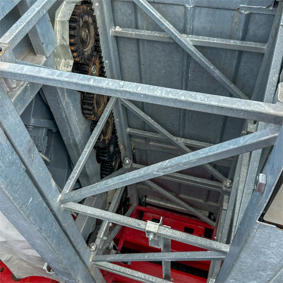 Podizna platforma Scanclimber SC 8000: slika Podizna platforma Scanclimber SC 8000