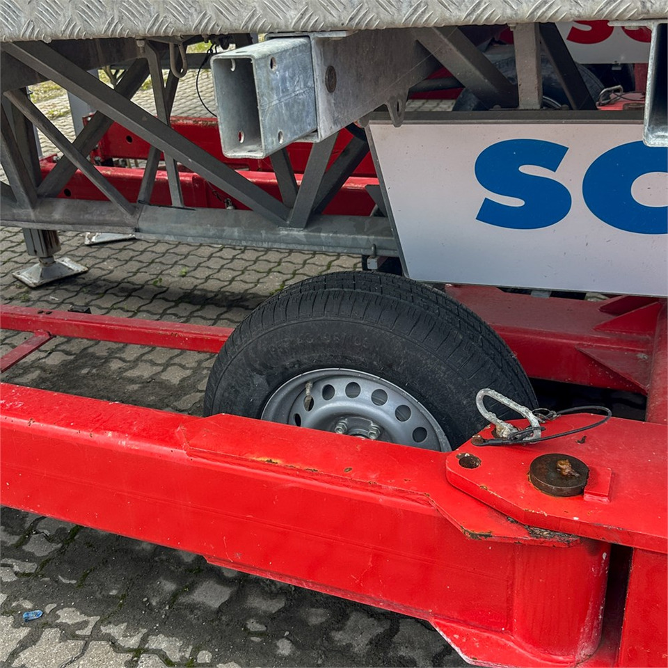 Podizna platforma Scanclimber SC 8000: slika Podizna platforma Scanclimber SC 8000