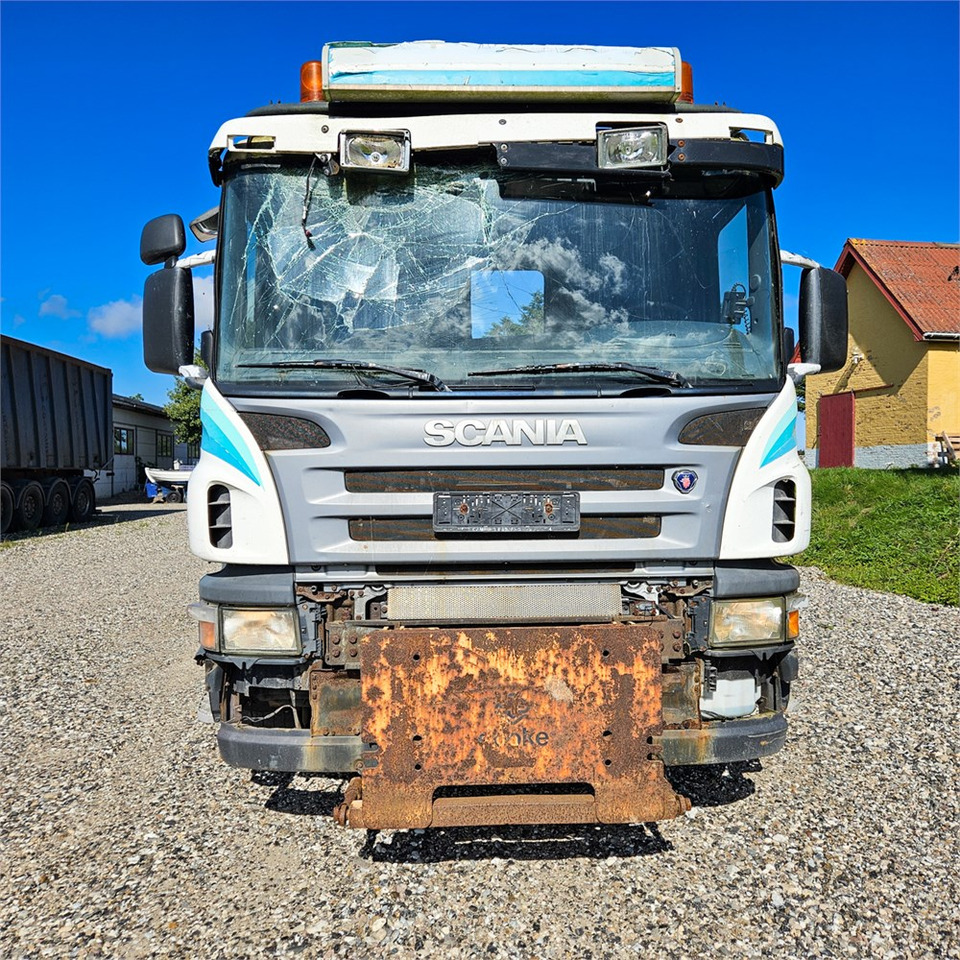 Kamion s kabelskim sustavom Scania P310: slika Kamion s kabelskim sustavom Scania P310