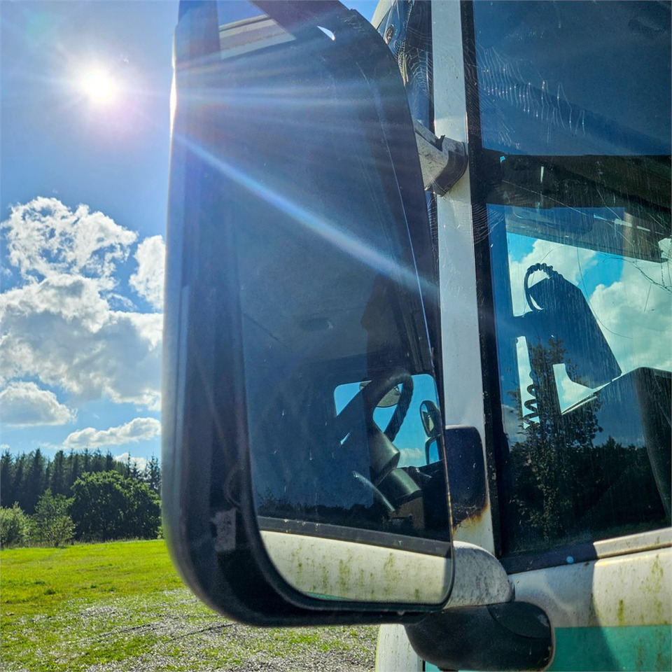 Kamion s kabelskim sustavom Scania P310: slika Kamion s kabelskim sustavom Scania P310