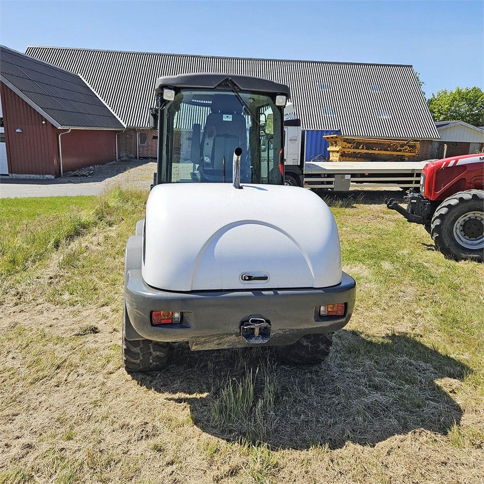 Schaeff-Terex SKL 844 - Utovarivač na kotačima: slika Schaeff-Terex SKL 844 - Utovarivač na kotačima Schaeff-Terex SKL 844 - Utovarivač na kotačima: slika Schaeff-Terex SKL 844 - Utovarivač na kotačima